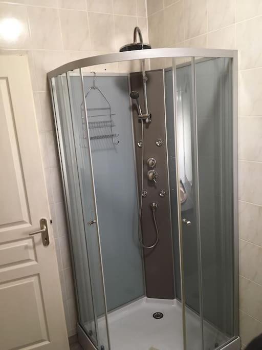 Gite Aux Aspres Logement De 65M² Fontcouverte  Exterior photo
