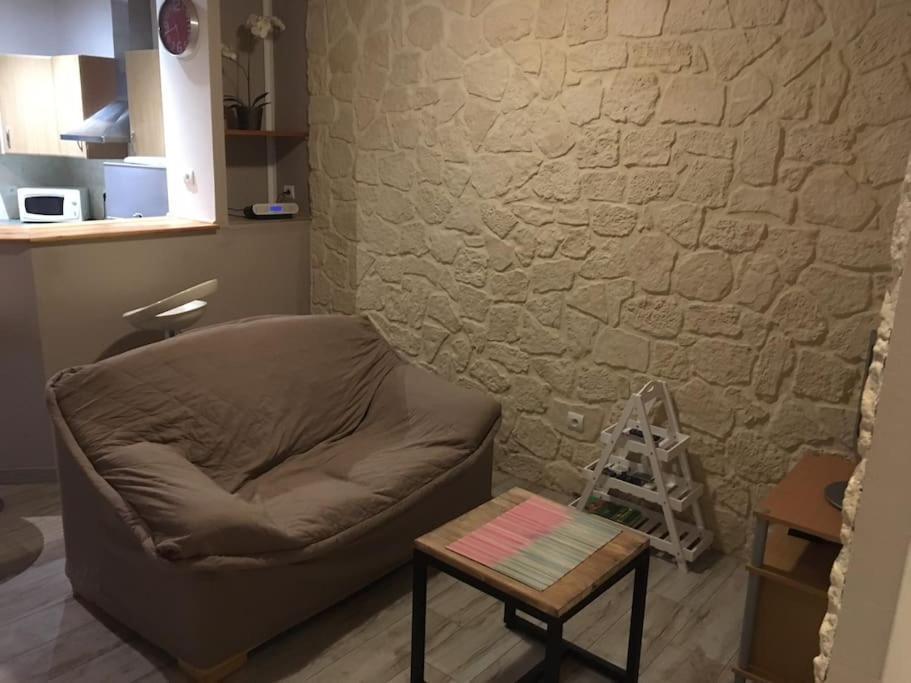 Gite Aux Aspres Logement De 65M² Fontcouverte  Exterior photo